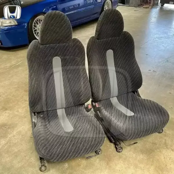 Honda del sol seats With eg / dc rails