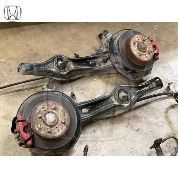 92-95 Civic Si brakes.This is the complete Si brake setup w/ factory rear disc brakes and the larger 10.2